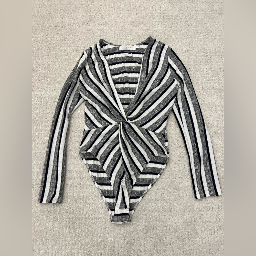 ASTR Blue Grey White Striped Long Sleeve Bodysuit Shirt Top